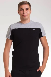 Футболка чоловіча