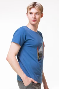 Футболка чоловіча