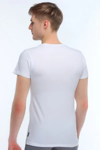 Футболка чоловіча