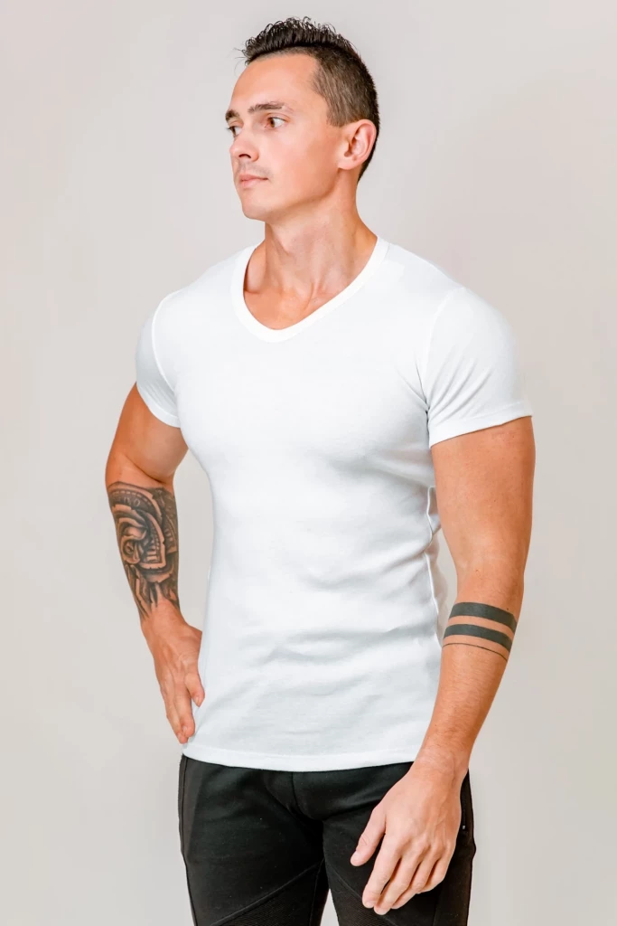 Футболка чоловіча