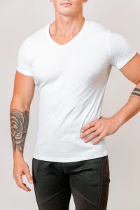 Футболка чоловіча