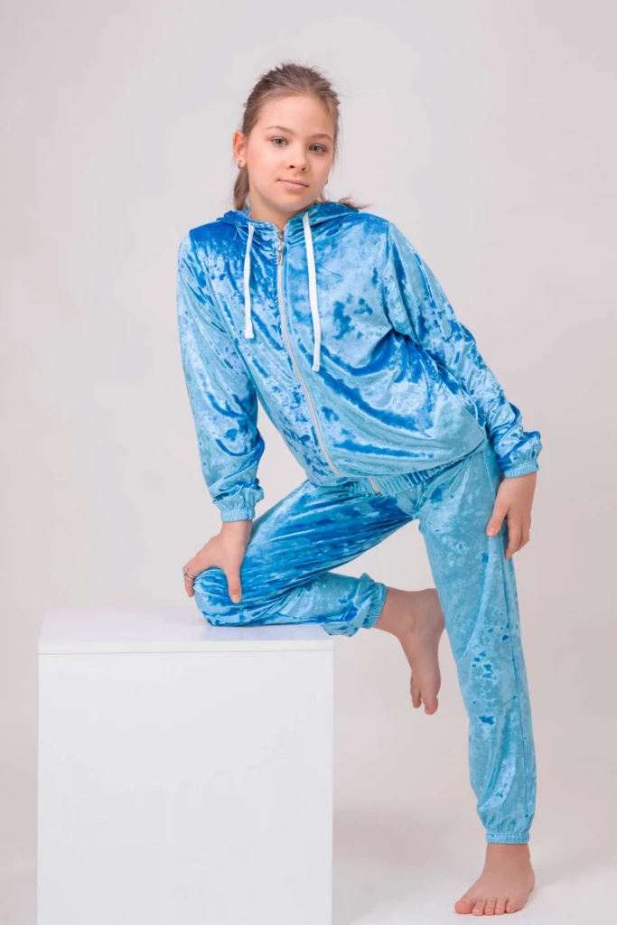 Спорт.костюм для дівчинки