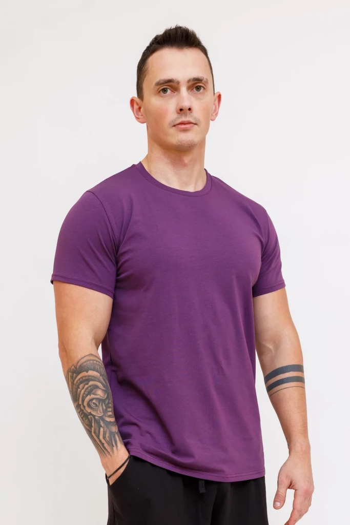 Футболка чоловіча