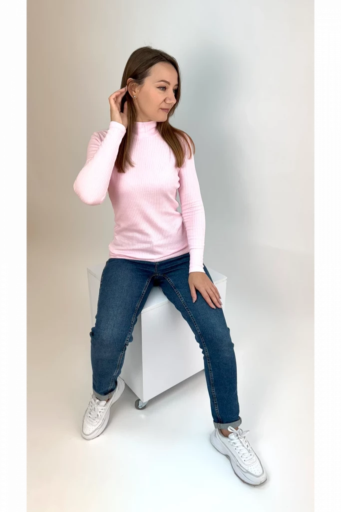 Водолазка жіноча